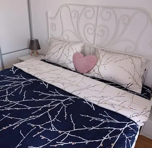 Lovely - Ljupki Stan דירה