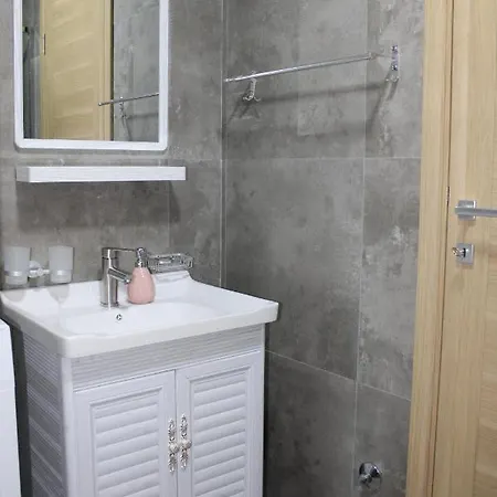 Lovely - Ljupki Stan Podgorica