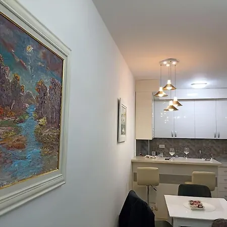 Lovely - Ljupki Stan Подгориця